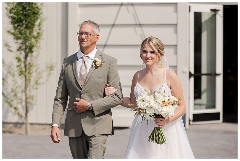 Stunning Tuck'd Inn Wedding