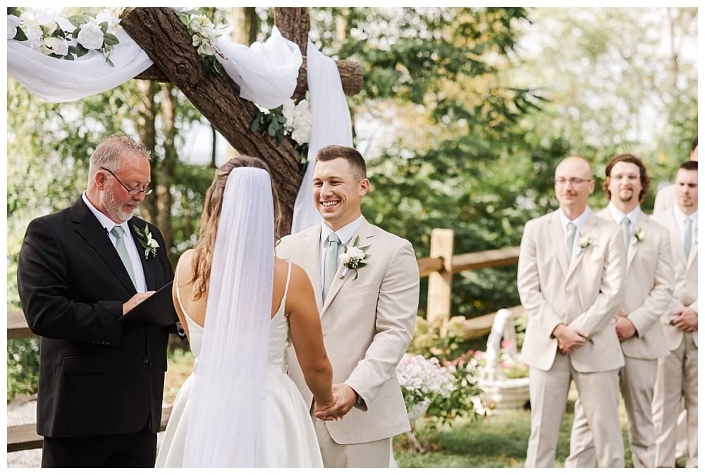 Wedding at Lake Shore Vineyards