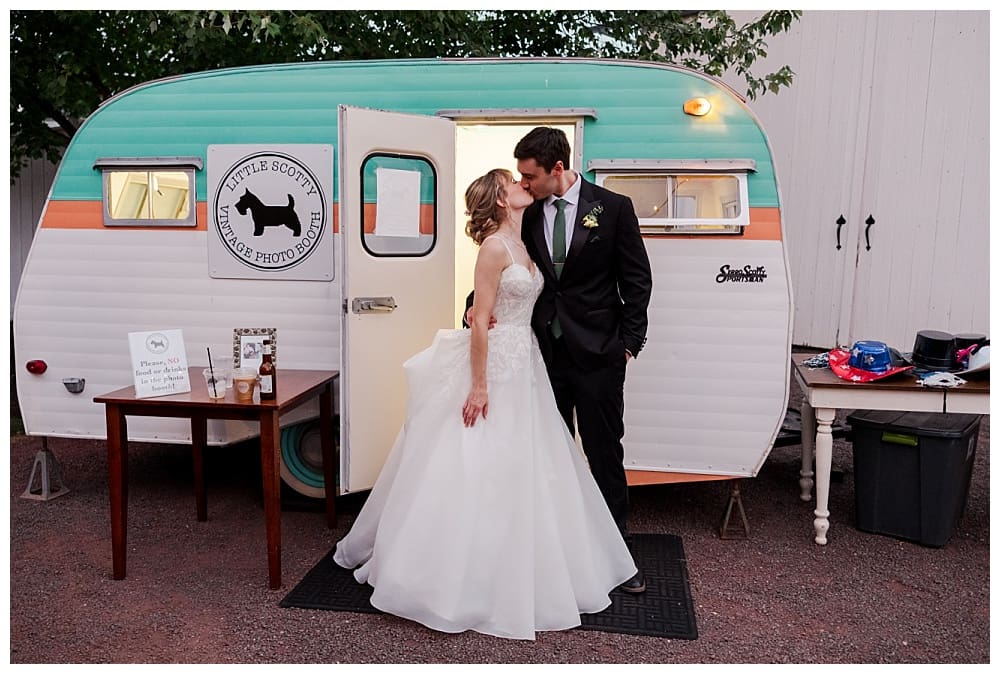 Stoltzfus Homestead and Gardens Wedding