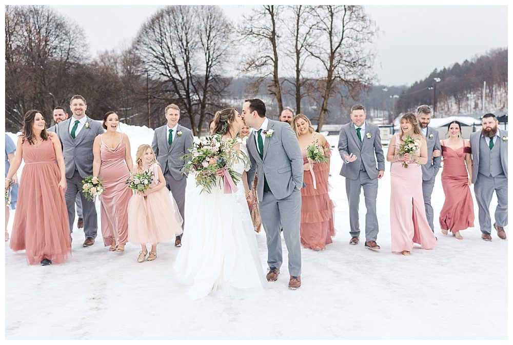 A Johnsonburg Winter Wedding